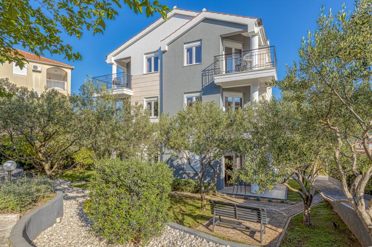 Villa Mihaela Trogir Exterior foto