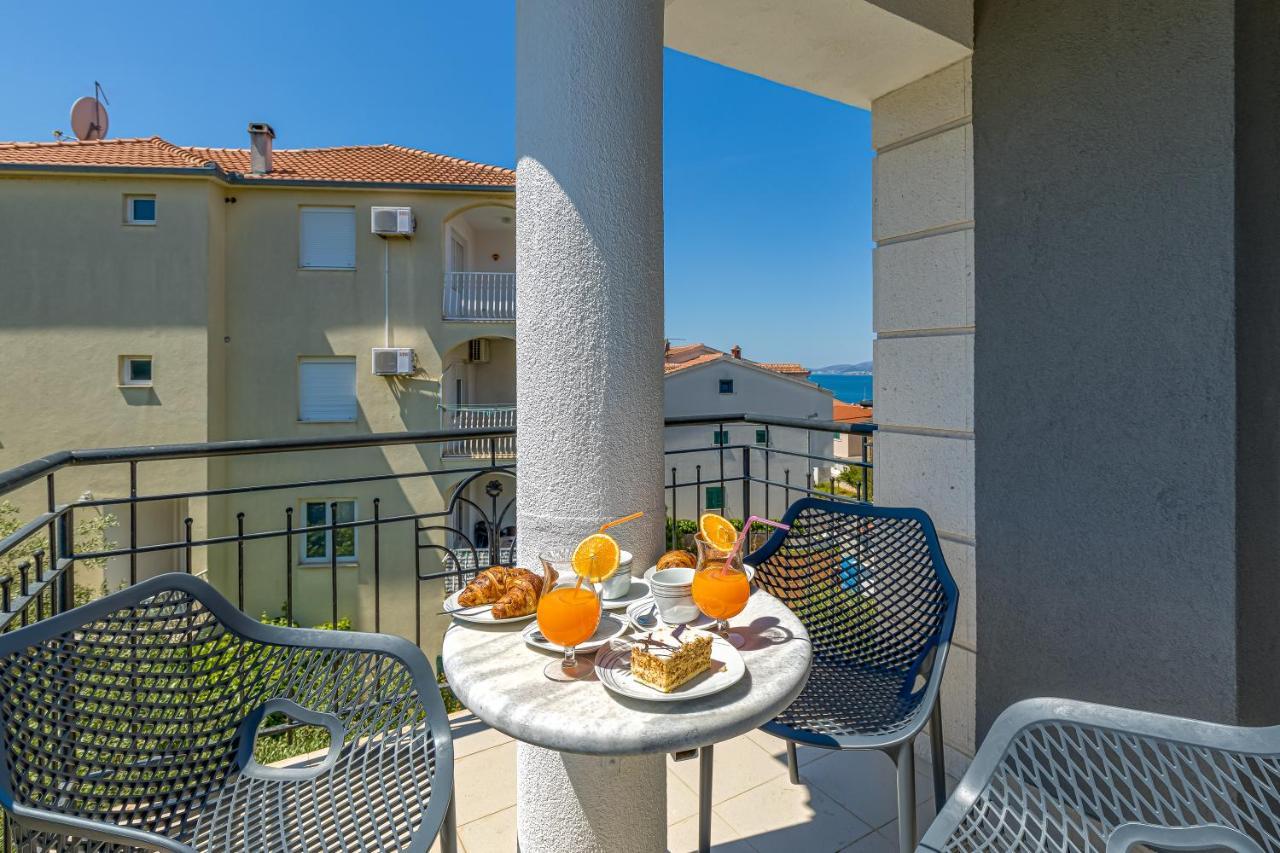 Villa Mihaela Trogir Exterior foto